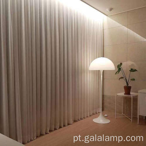 Luz de pé branca minimalista nórdica